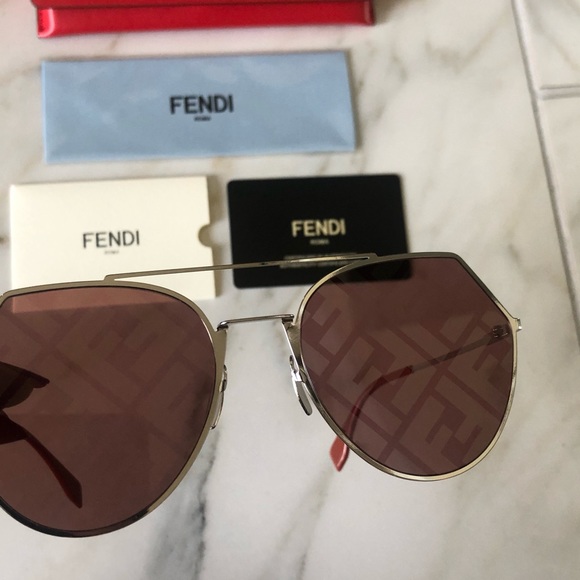 ?NEW SPECIAL EDITION FENDI AVIATOR SUNGLASSES ? main image 16